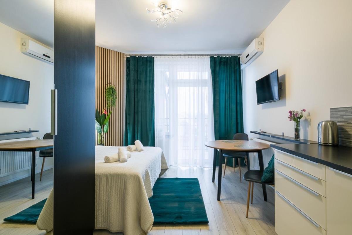 Modern Apartment In Best Location Красков Екстериор снимка
